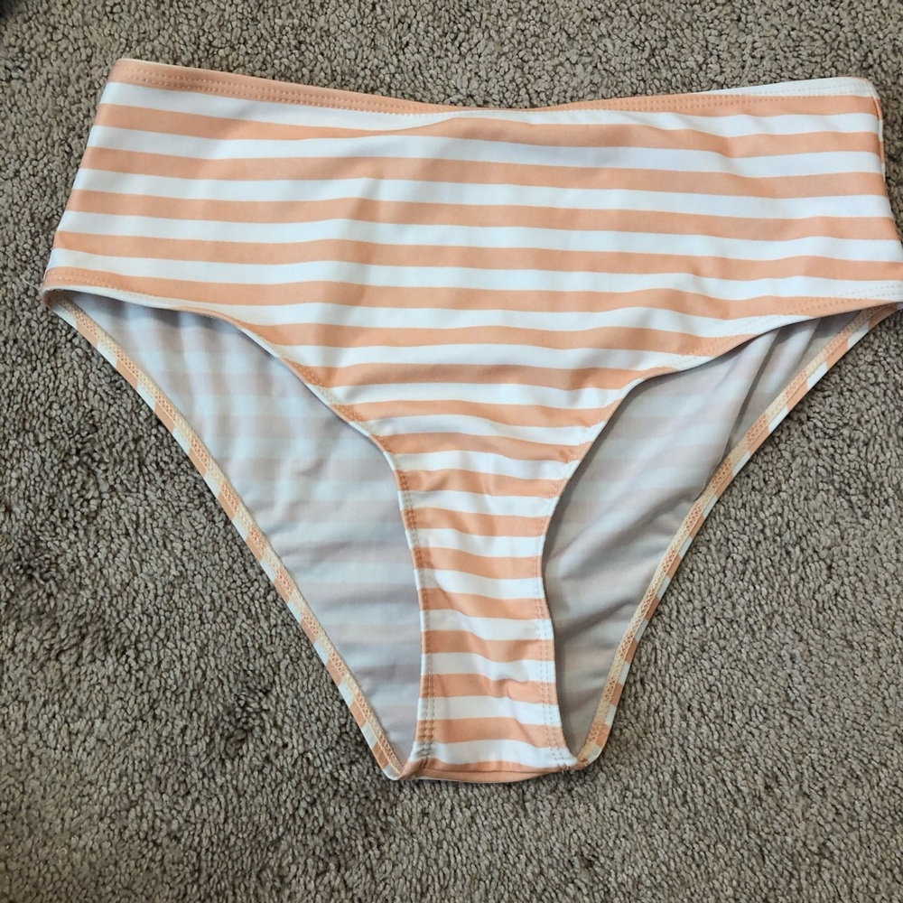 NWOT high waisted striped swim bottoms 👙
